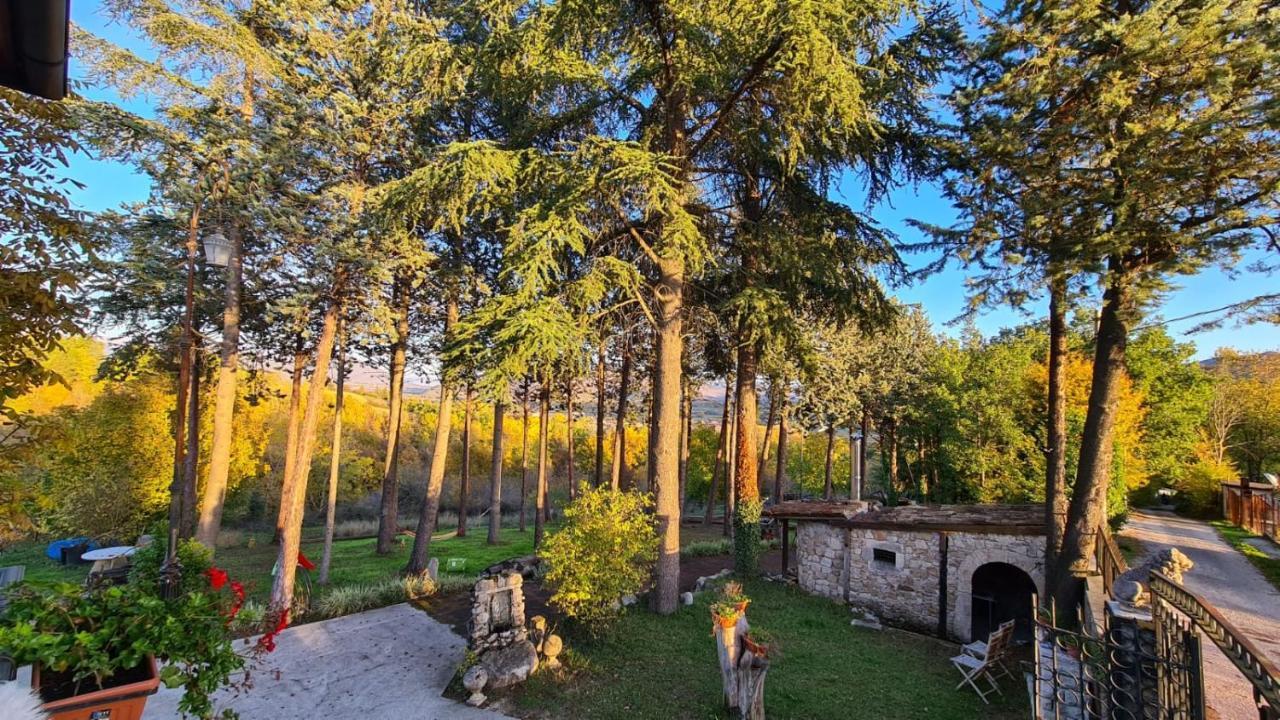 "Il Casaletto" Agriturismo Moderno, Vista Panoramica E Cibo Spettacolare- Scurcola Marsicana מראה חיצוני תמונה