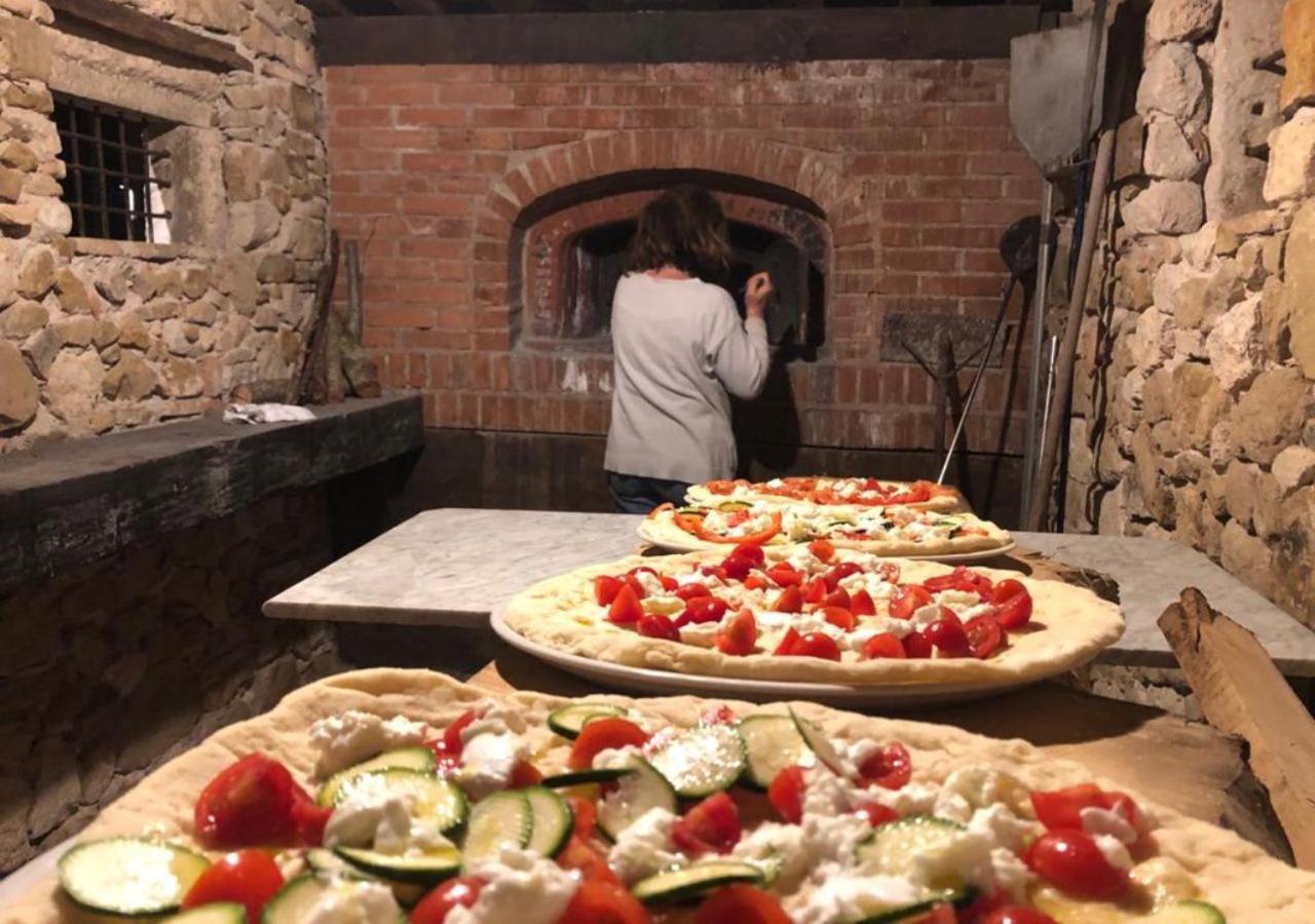 "Il Casaletto" Agriturismo Moderno, Vista Panoramica E Cibo Spettacolare- Scurcola Marsicana מראה חיצוני תמונה